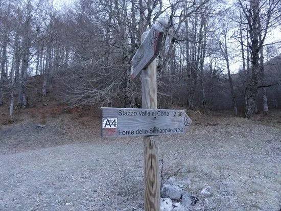 Sentiero A4 - Da Prato rosso - Fonte Schiappito