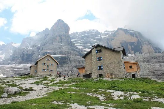 Rifugio Tuckett e Sella