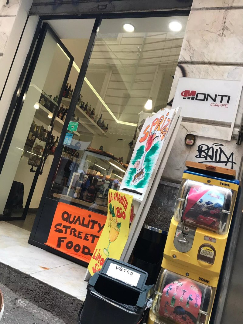 Monti caffe'