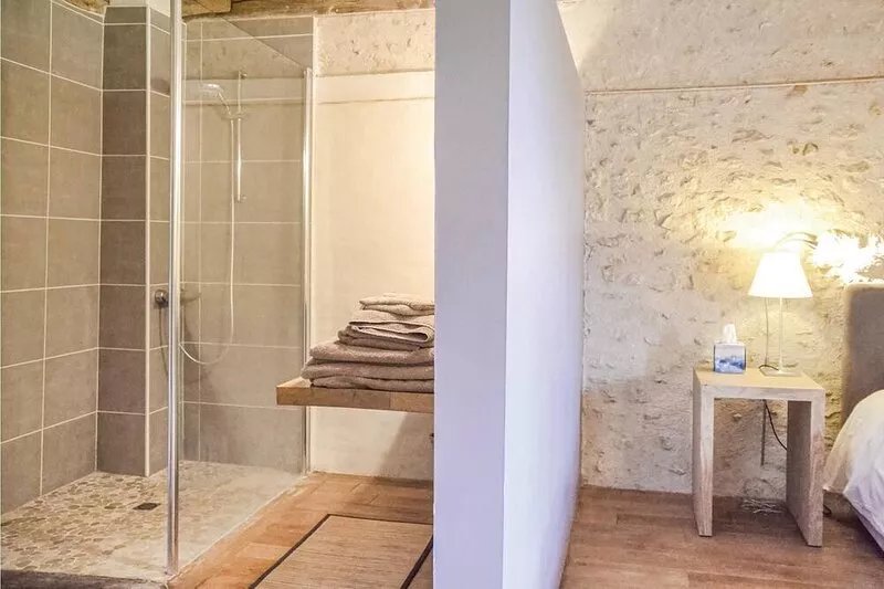 3 bedroom awesome home in Cheille Bourg