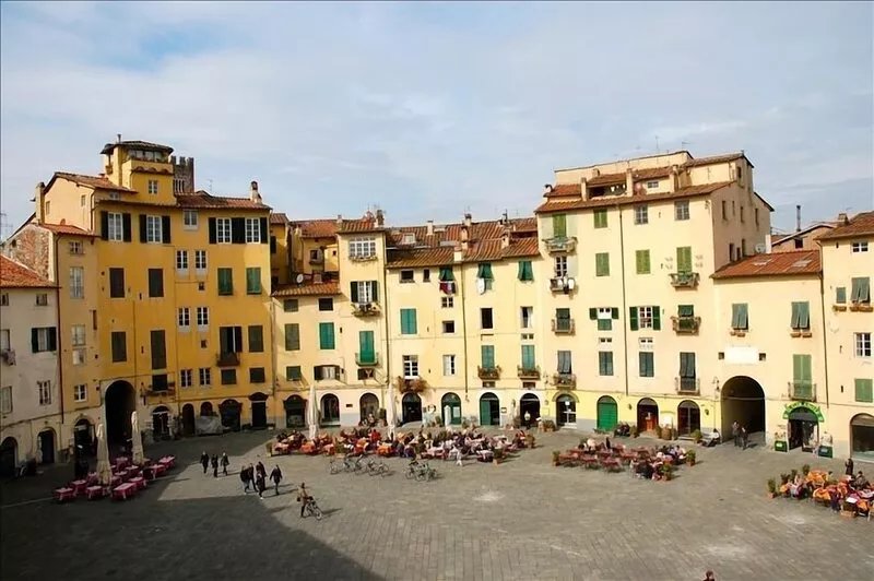 Wonderful Anfiteatro Square Apartment Inside the Walls