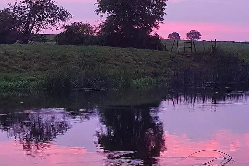 The Pump House - cosy farm cottage for two