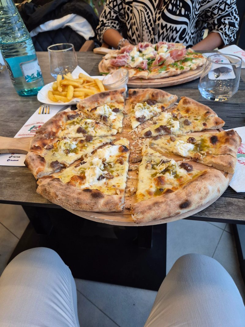L' ARTE DELLA PIZZA (Fratelli Chianese)