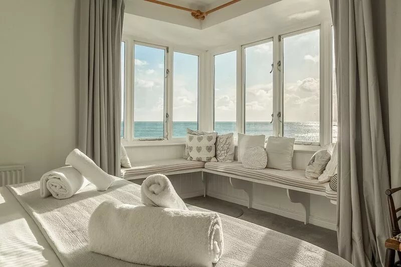 A dream seaside escape perfect for taking in the beauty of the Cornish coastline