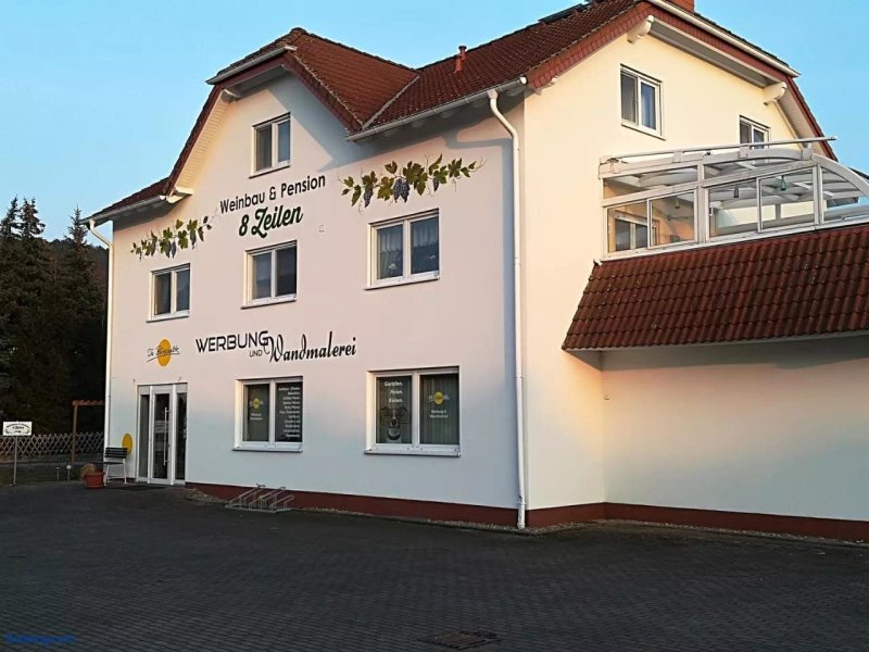Weinbau & Pension 8 Zeilen