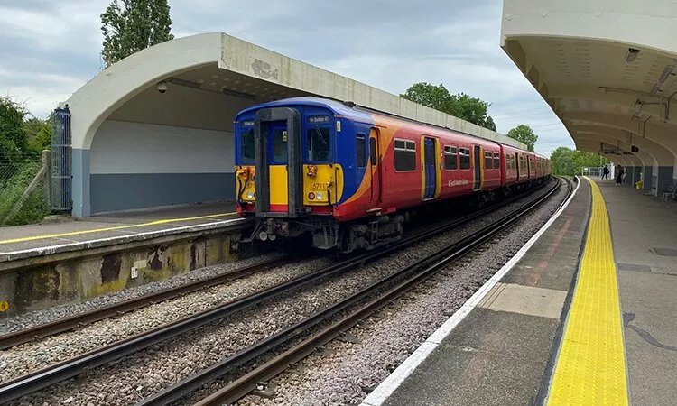 Malden Manor Station