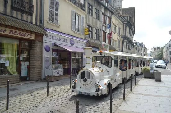 Monet's Train - Le Petit Train Givernon