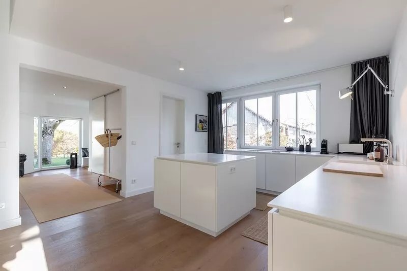 Modern vacation villa on Lake Ammersee, close to the lake & exclusive just