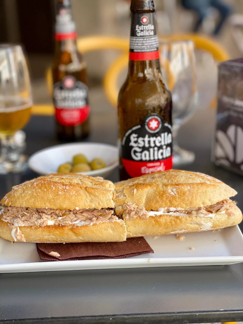 Cafeteria Eden