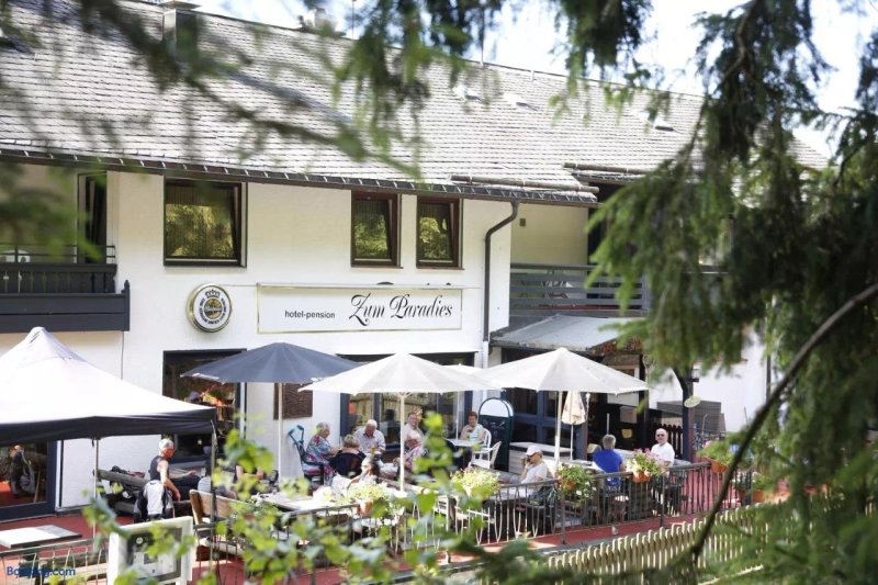 Hotel-Pension zum Paradies