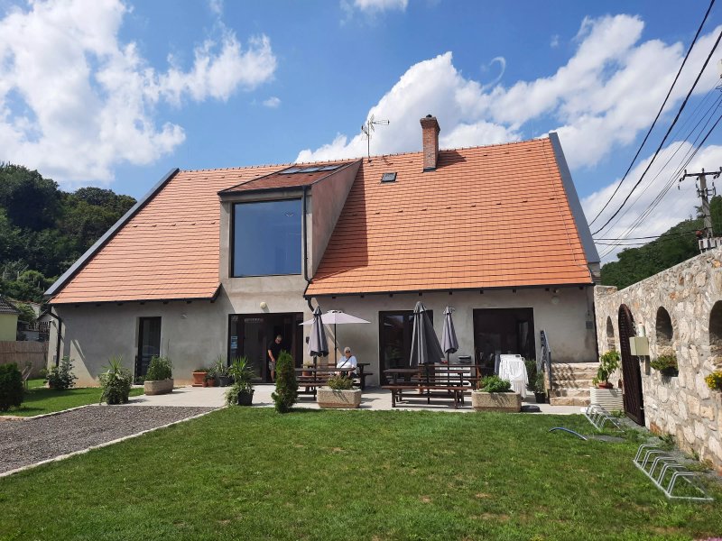 Szitakötő Panzió