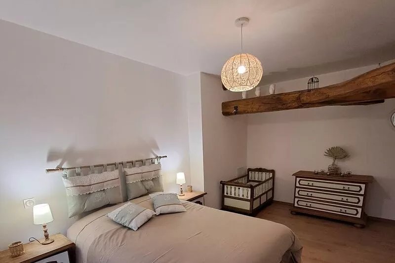 Gite sleeps 14 **** somme tourisme et clévacances *** in quiet country setting