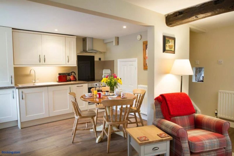 Bramwood Cottages