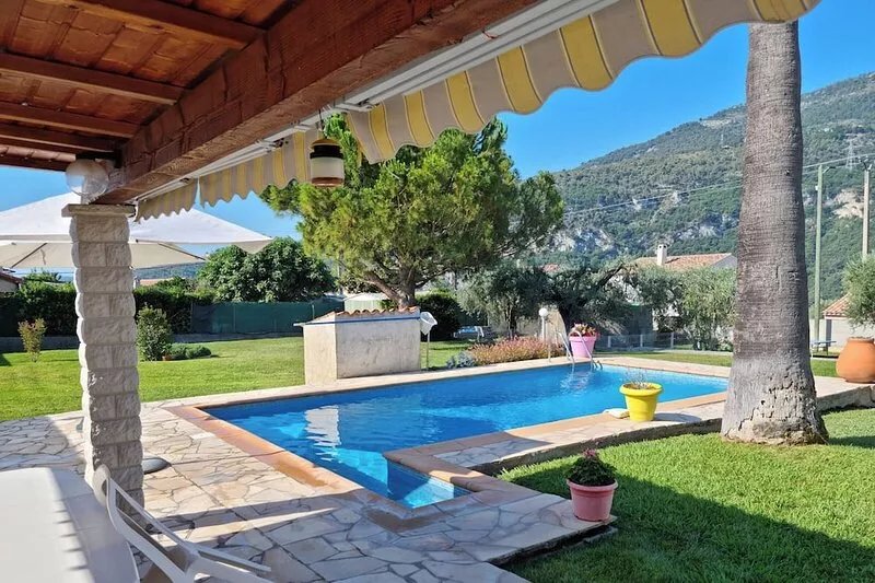 APARTMENT INDEPENDENT, SWIMMING POOL, CLOSE SEA, 4 PEOPLE + 1 CHILD - 2 YEARS
