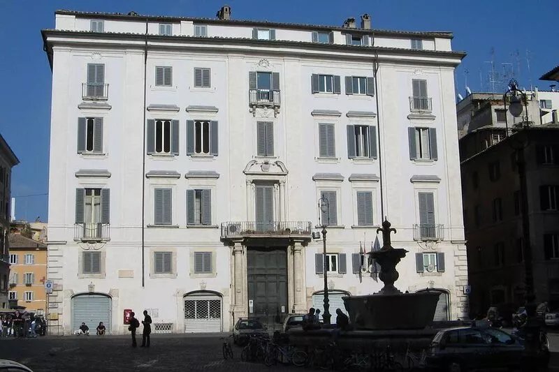 A unique view of Campo de 'Fiori