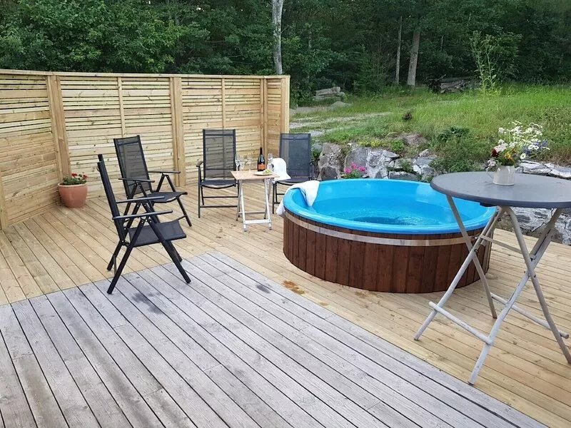 Fantastic nature, hot tub, boat, sauna