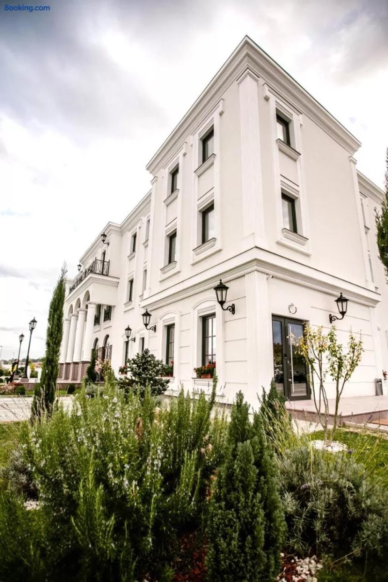 Hotel Beli Dvor