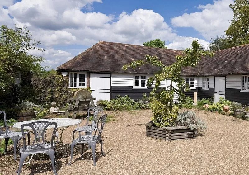 ***** Willow Cottage ***** Child Friendly Holidays.  DISCOUNTS available -call!