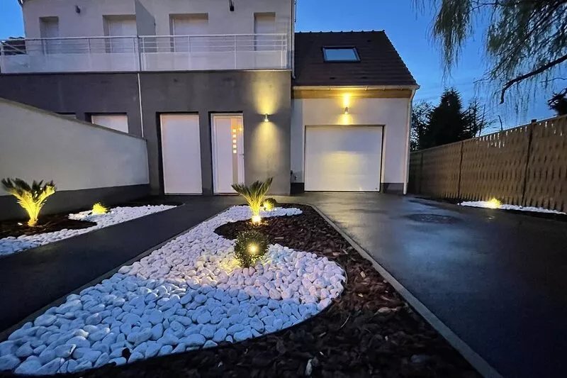 Paris House