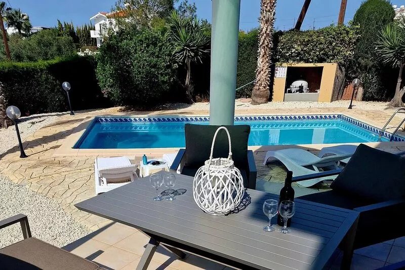 Villa Anastasia - Stunning Sea View, Cheerful 2 Bedroom Villa
