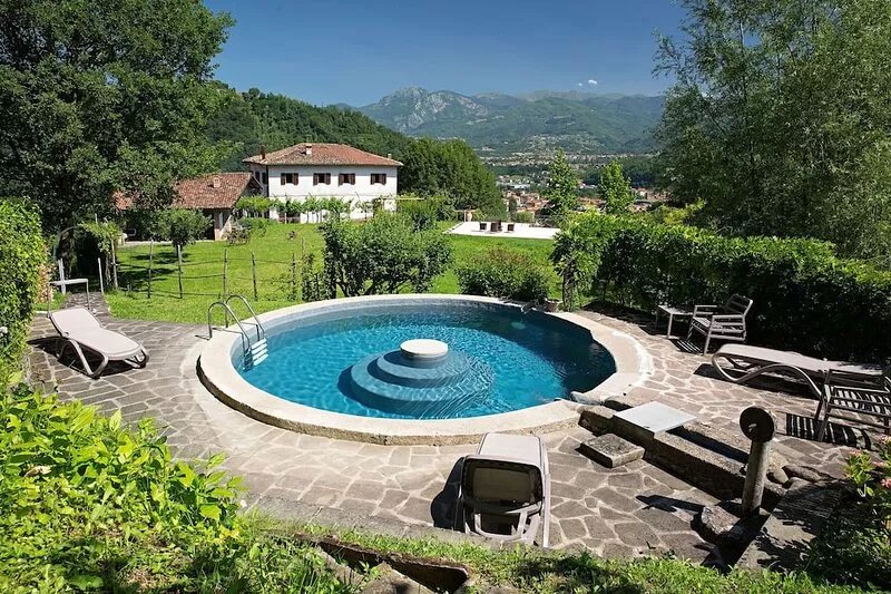 Wonderful private villa for 6 people with WIFI, private pool, TV, patio
