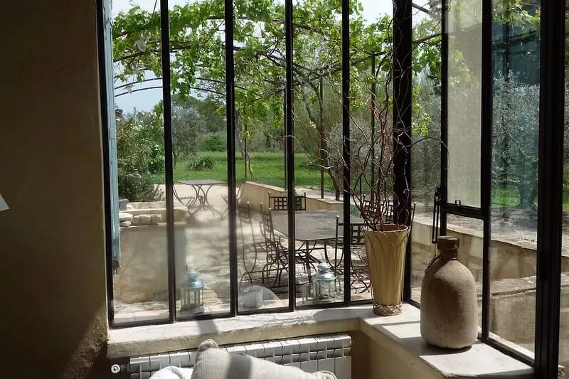 Farmhouse in Provence, farmhouse, private in a 7 hectares park, heated pool