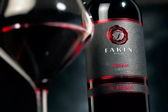 Fakin Wines