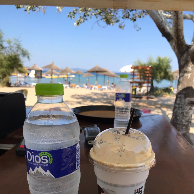 Oasis Beach bar