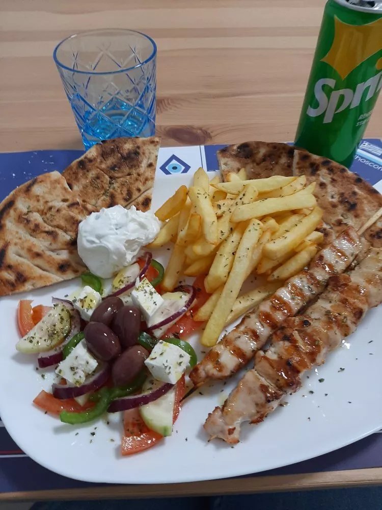 Mithos Greek Pita Gyros Ristorante Greco Tavola Calda