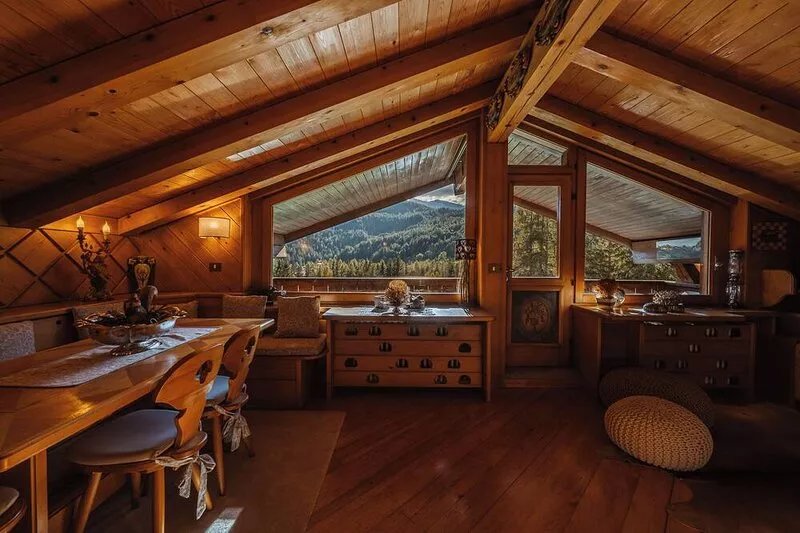 Gorgeous penthouse with mountain view