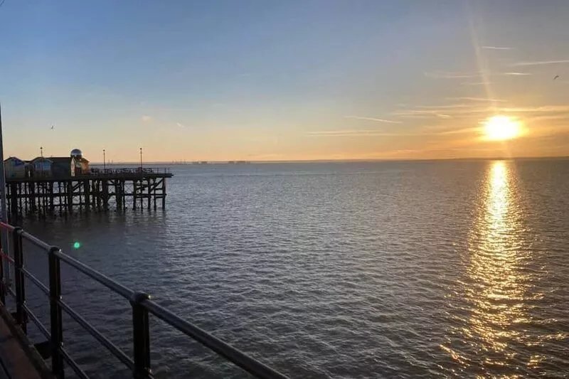 Pass the Keys | Cosy Stylish house near Southend