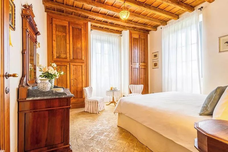 Dimora Di Vico - Seven Bedroom Castle, Sleeps 14
