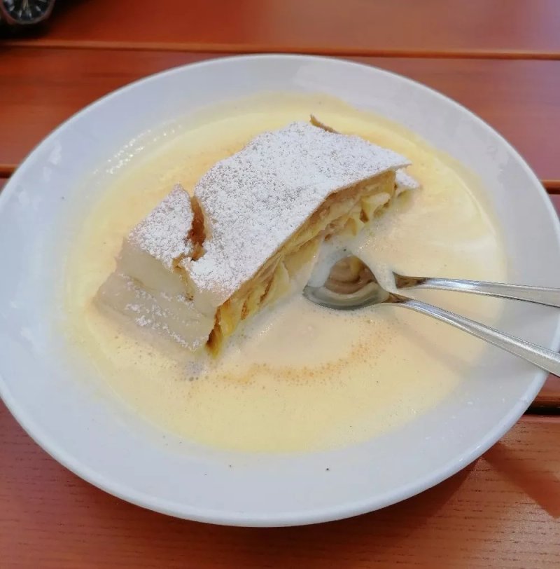 Hotel & Restaurant Alpenglueck