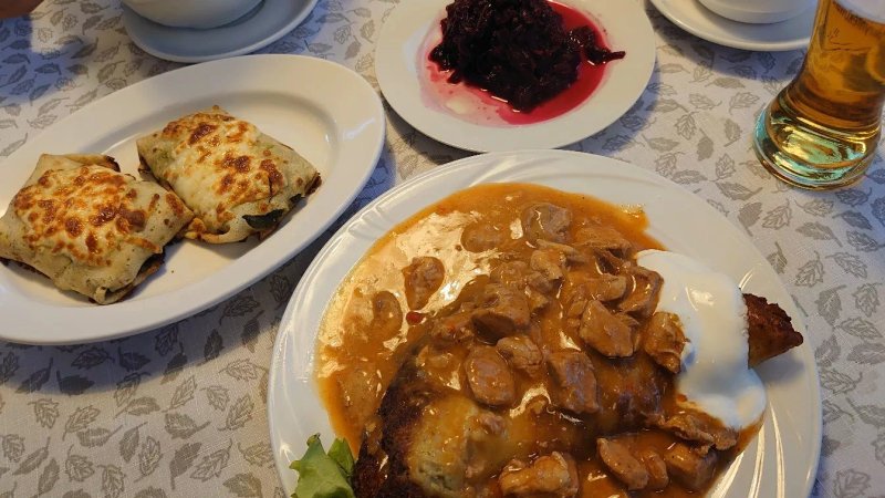 Bistro Paradise