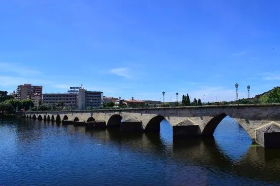 Ponte Romanica (ponte Velha)