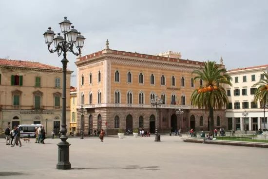 Palazzo Giordano Apostoli