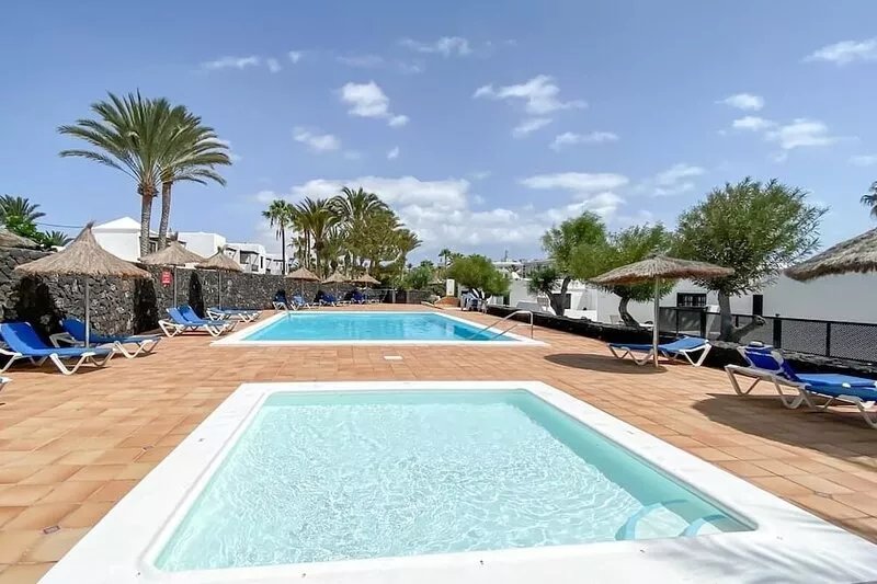 Modern 2 bed apt, Oasis San Antonio, Sleeps 4, Free wifi and internet TV