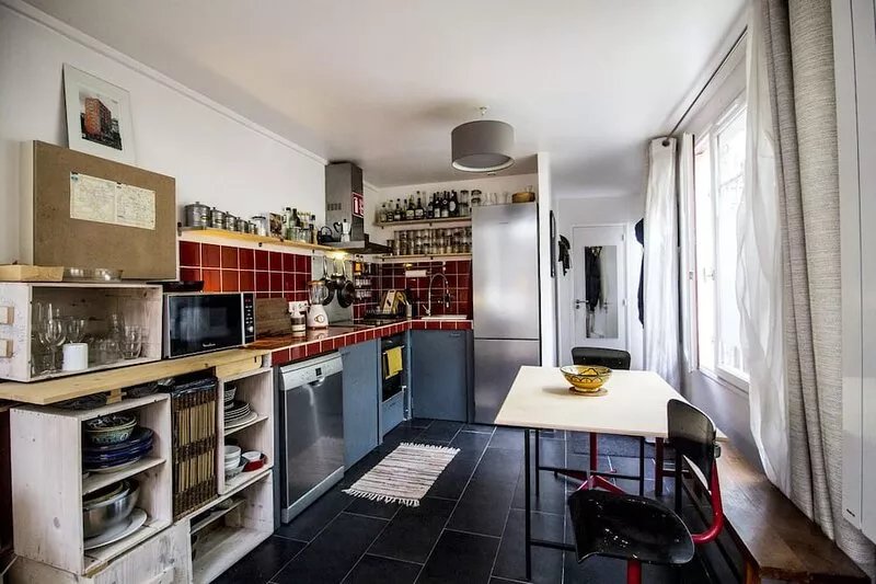 The little house in the Buttes Chaumont