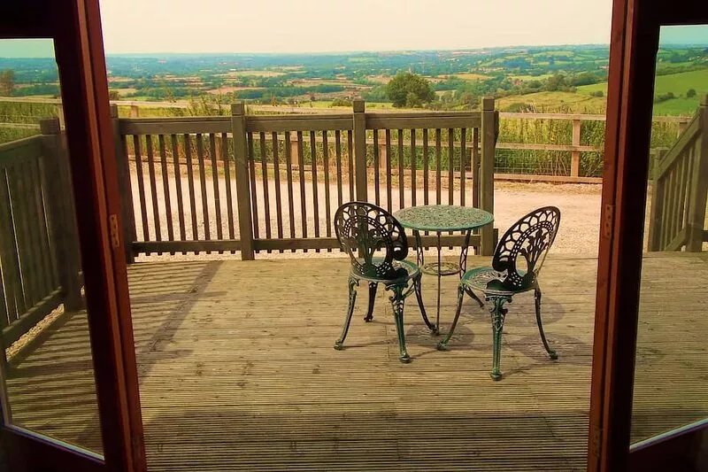 Hare Cottage - Fantastic views from cosy cottage near Bath