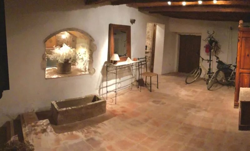 Ulla, Alt Emporda: Holiday home in a small, quiet historic village.