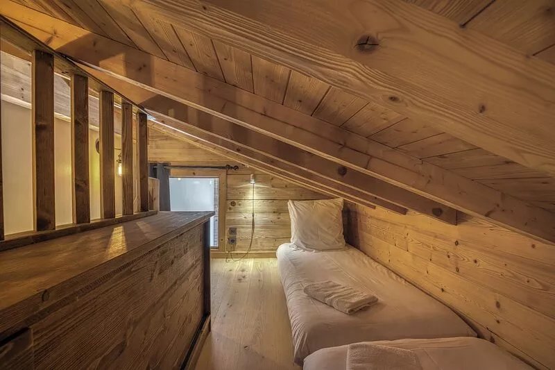 New 6-person apartment in fully renovated chalet