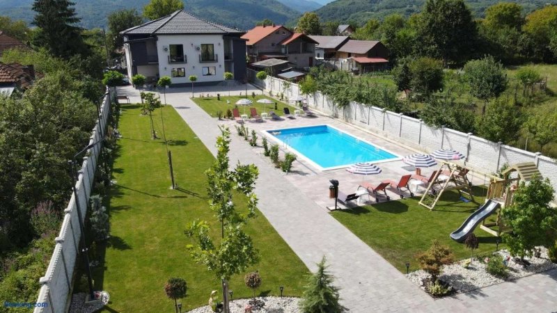 Casa Rares & Karina