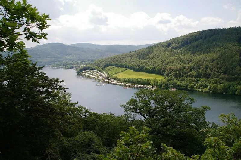 Apartment with a large garden for relaxing and going crazy, 4km from Edersee