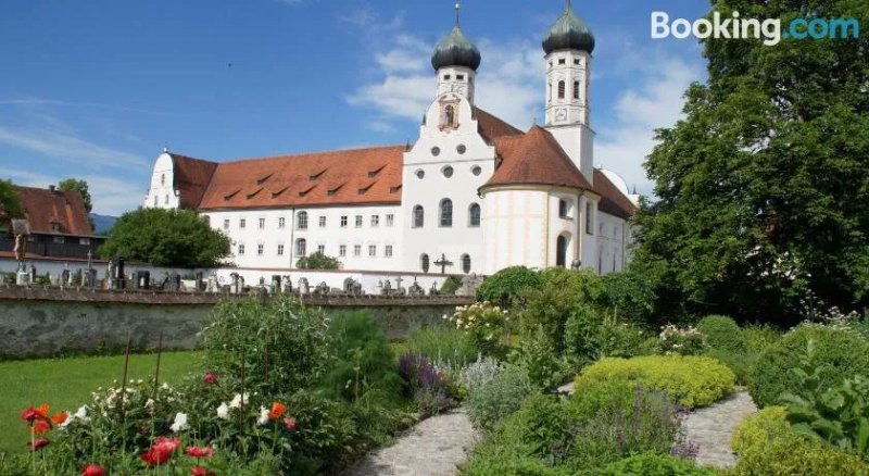 Gastehaus des Kloster Benediktbeuern