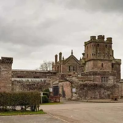 Coach House, Hoddom Castle Caravan Park