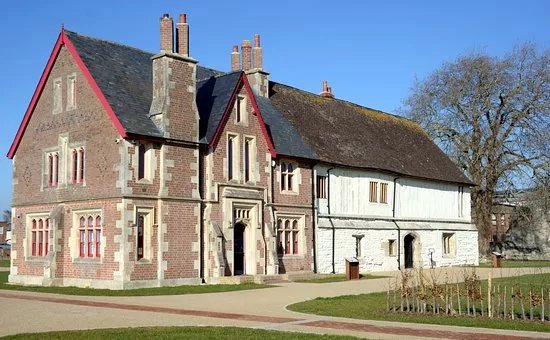 Llanthony Secunda Priory