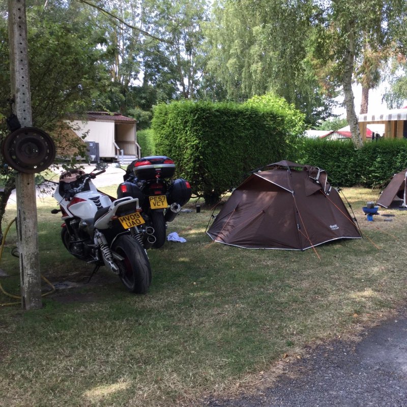 L'Hypo' Camp