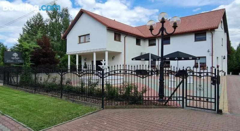 Osrodek Wypoczynkowy Zacisze Hotel Domki Letniskowe Noclegi