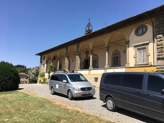 Cruises on the Road in Tuscany