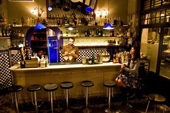 Xixbar Gins & Cocktails
